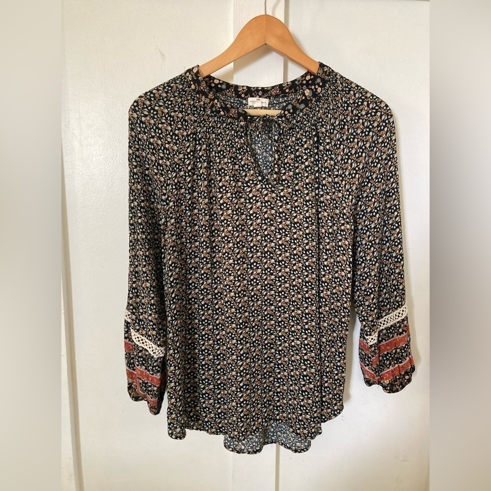 MASON & Belle peasant tie front bohemian popover blouse Large lace